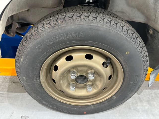 1999 Daihatsu Hijet JDM car for sale — photo 16 of 23