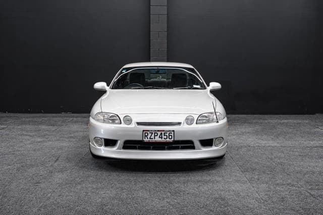 1999 Toyota Soarer JDM car for sale — photo 12 of 19