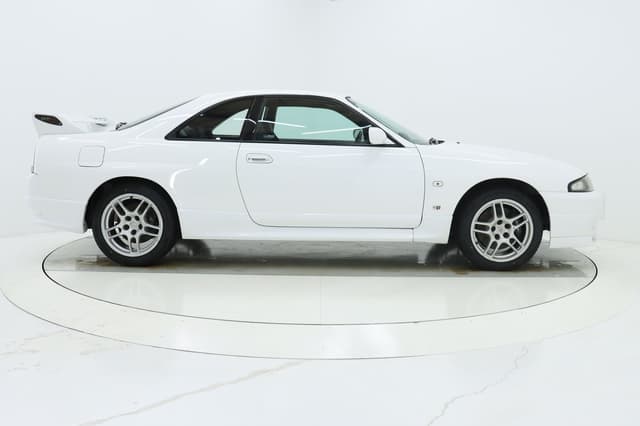1995 Nissan Skyline JDM car for sale — photo 6 of 25