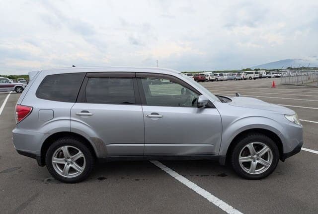 2011 Subaru Forester JDM car for sale — photo 6 of 25