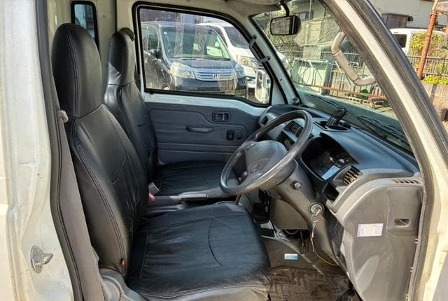 2003 Daihatsu Hijet JDM car for sale — photo 8 of 24