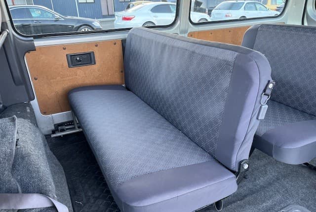 2012 Nissan Caravan JDM car for sale — photo 13 of 25