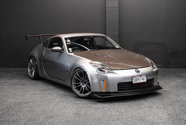 2005 Nissan Fairlady Z JDM car for sale — photo 12 of 19