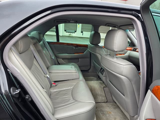 2001 Toyota Celsior JDM car for sale — photo 13 of 14