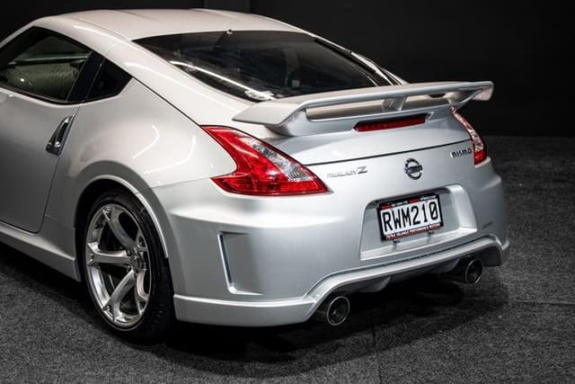 2010 Nissan Fairlady Z JDM car for sale — photo 11 of 20