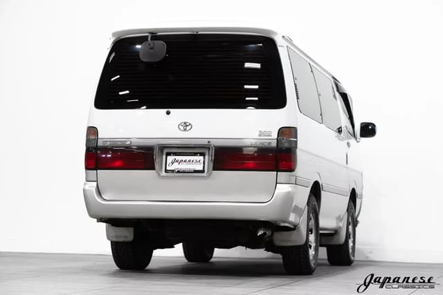 1997 Toyota HiAce JDM car for sale — photo 8 of 25