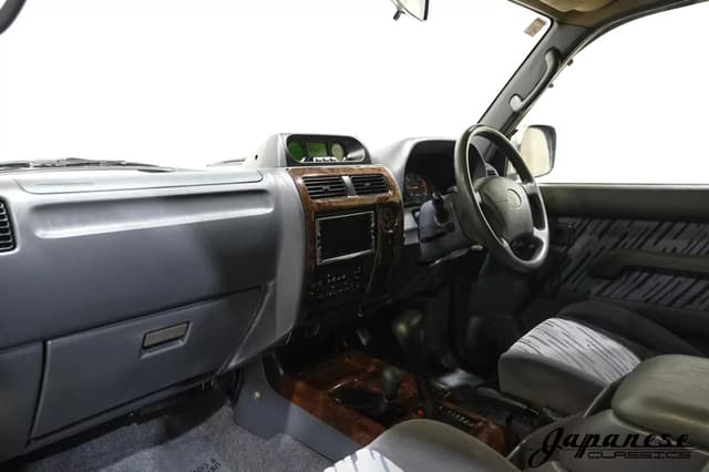 1997 Toyota Land Cruiser JDM car for sale — photo 9 of 25