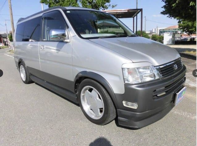 1997 Honda Stepwagon JDM car for sale — photo 4 of 18