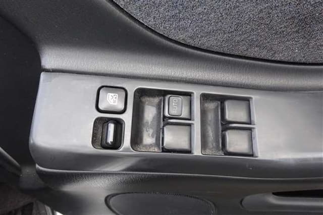 1993 Nissan Skyline JDM car for sale — photo 14 of 25