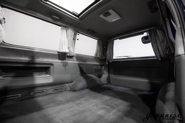 1996 Toyota Granvia JDM car for sale — photo 20 of 25