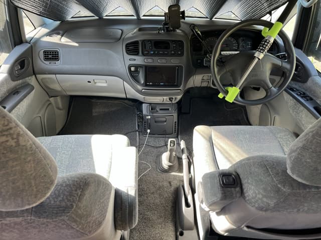 1997 Mitsubishi Delica JDM car for sale — photo 9 of 23