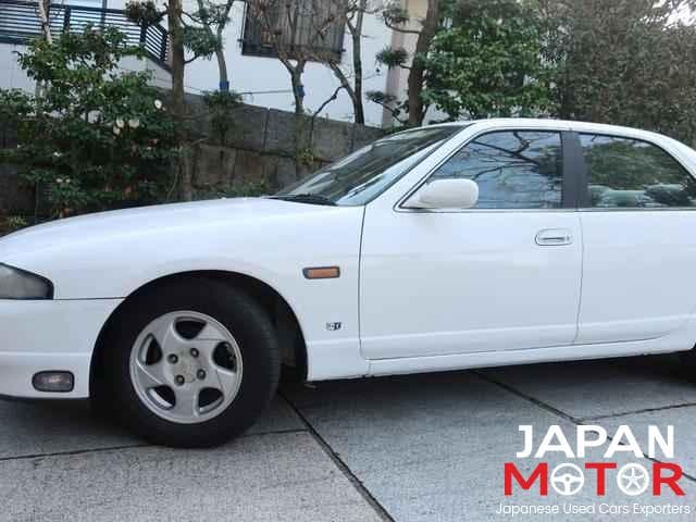 1995 Nissan Skyline JDM car for sale — photo 3 of 9