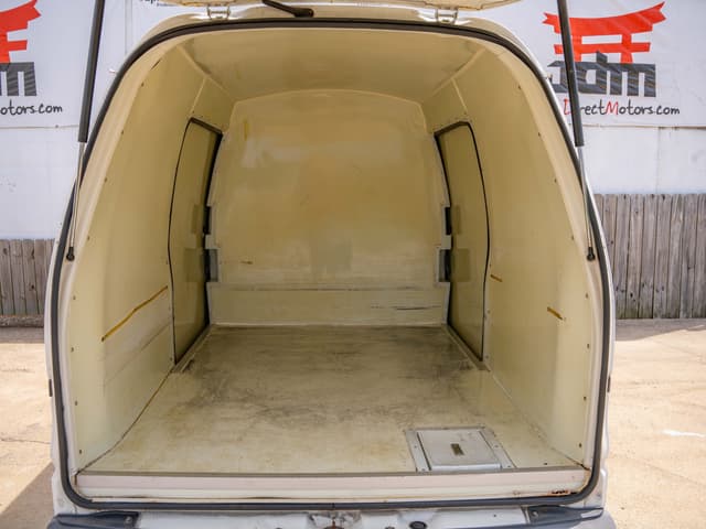 1998 Mitsubishi Minicab JDM car for sale — photo 14 of 15
