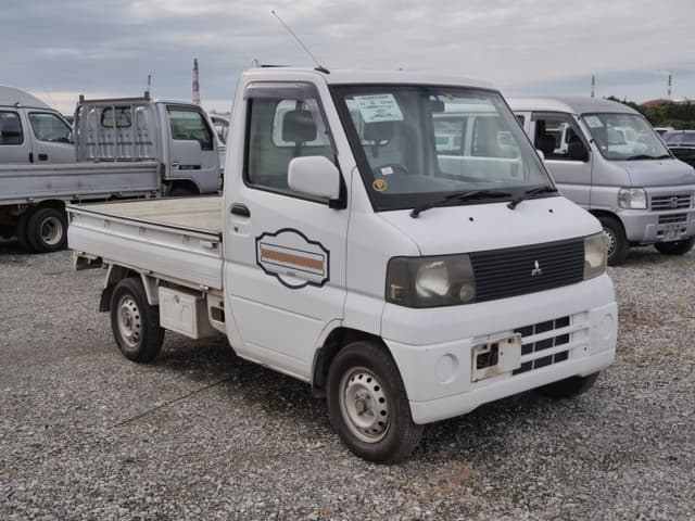 2001 Mitsubishi Minicab JDM car for sale — photo 3 of 25