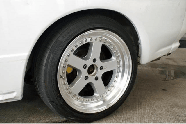 1991 Nissan Skyline JDM car for sale — photo 18 of 19