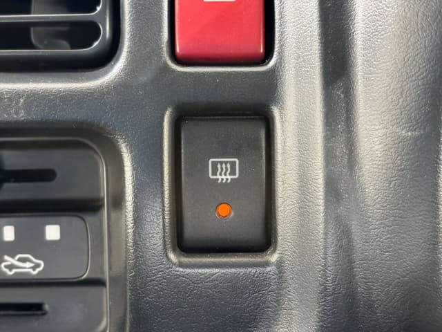 2000 Suzuki Jimny JDM car for sale — photo 15 of 25