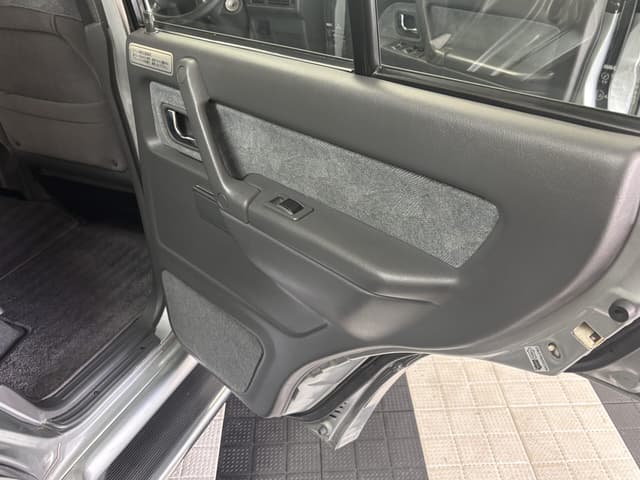 1997 Mitsubishi Pajero JDM car for sale — photo 8 of 25