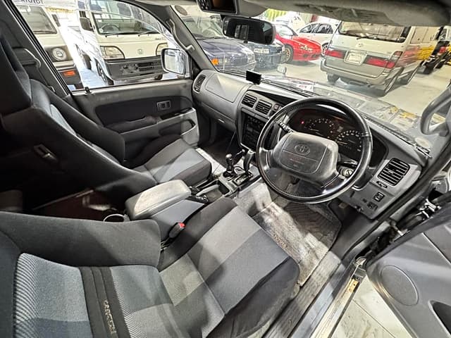 1996 Toyota Hilux Surf JDM car for sale — photo 11 of 25