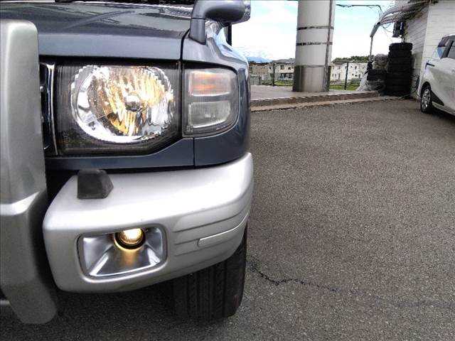 1997 Mitsubishi Pajero JDM car for sale — photo 18 of 25
