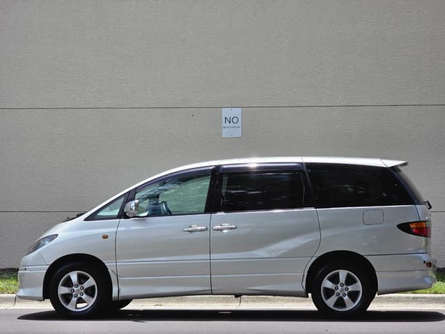 2000 Toyota Estima JDM car for sale — photo 13 of 25