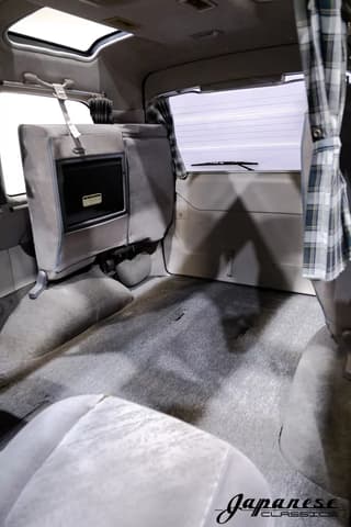 1994 Mitsubishi Delica JDM car for sale — photo 23 of 25