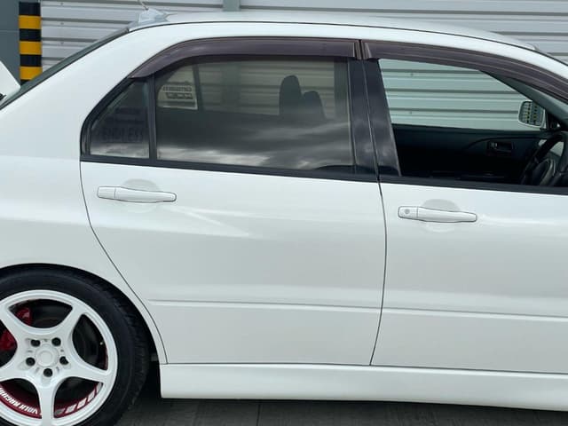 2001 Mitsubishi Lancer Evolution JDM car for sale — photo 16 of 25