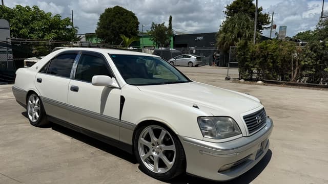 2000 Toyota Crown JDM car for sale — photo 8 of 13