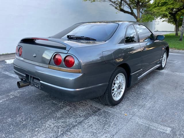 1994 Nissan Skyline JDM car for sale — photo 17 of 21