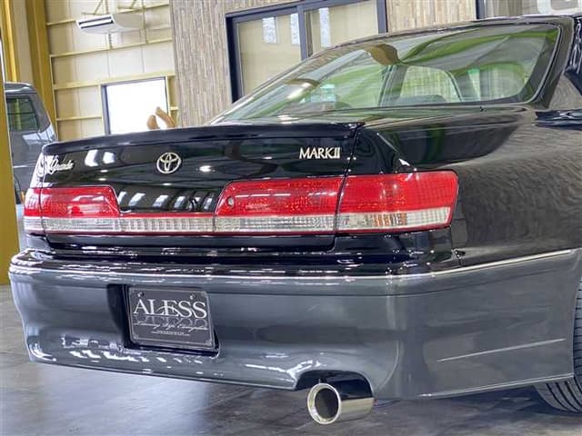 1999 Toyota Mark II JDM car for sale — photo 11 of 25