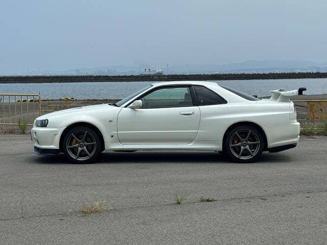 2001 Nissan Skyline JDM car for sale — photo 13 of 16