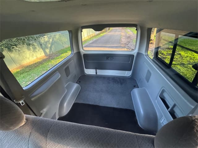 2008 Toyota HiAce JDM car for sale — photo 11 of 25
