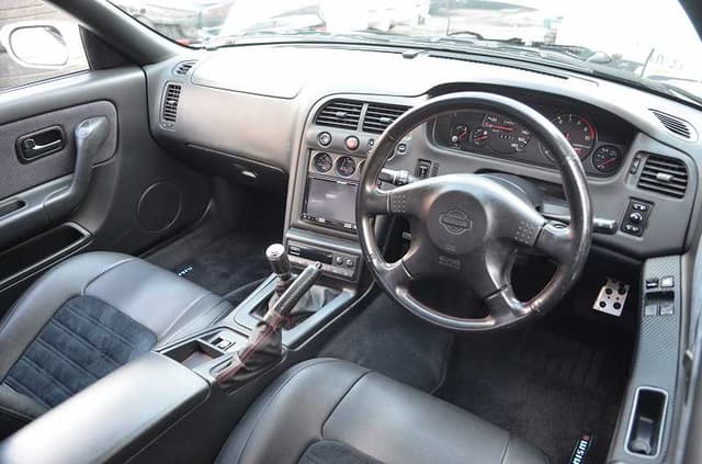 1998 Nissan Skyline JDM car for sale — photo 10 of 11