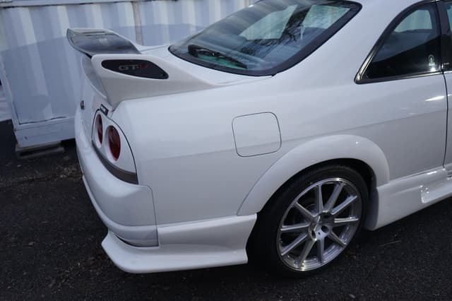 1997 Nissan Skyline JDM car for sale — photo 4 of 25