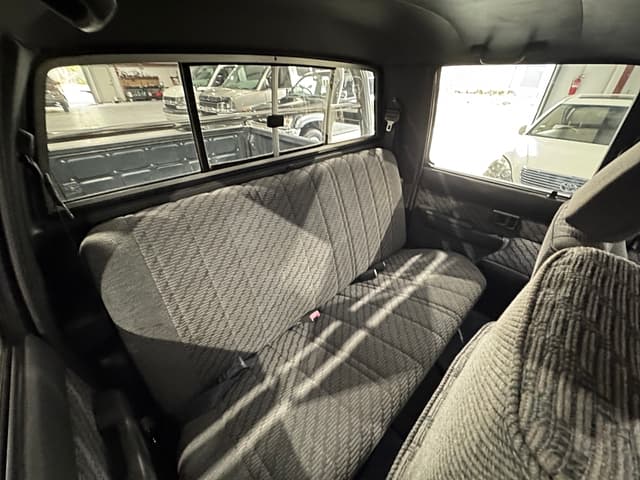 1994 Toyota Hilux JDM car for sale — photo 17 of 25