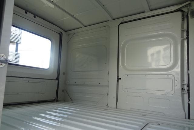 2010 Daihatsu Hijet JDM car for sale — photo 11 of 20
