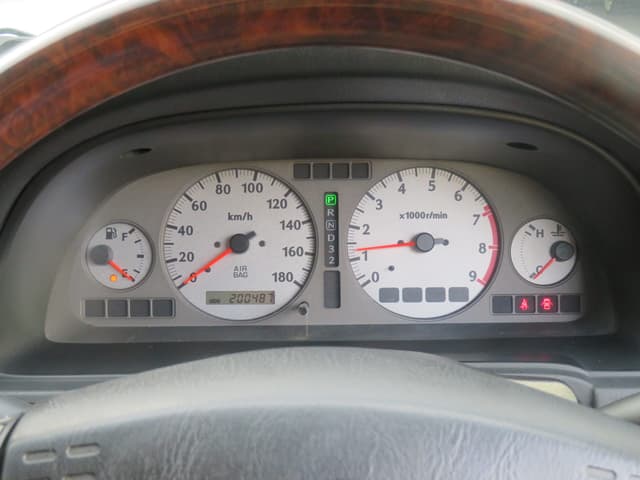 2000 Nissan Stagea JDM car for sale — photo 12 of 22