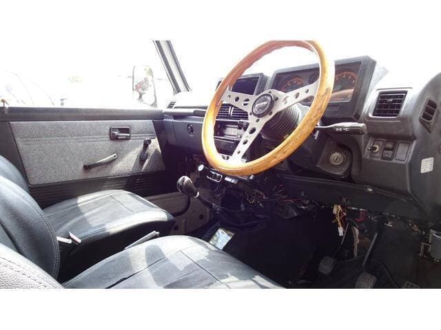 1990 Suzuki Jimny JDM car for sale — photo 16 of 20