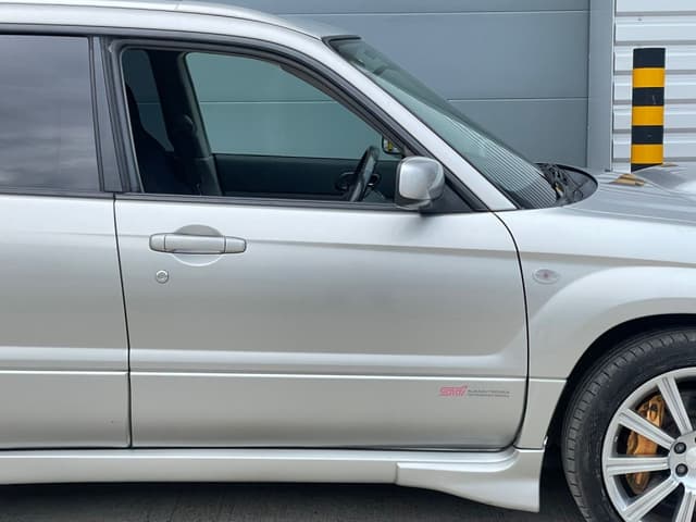 2004 Subaru Forester JDM car for sale — photo 9 of 25