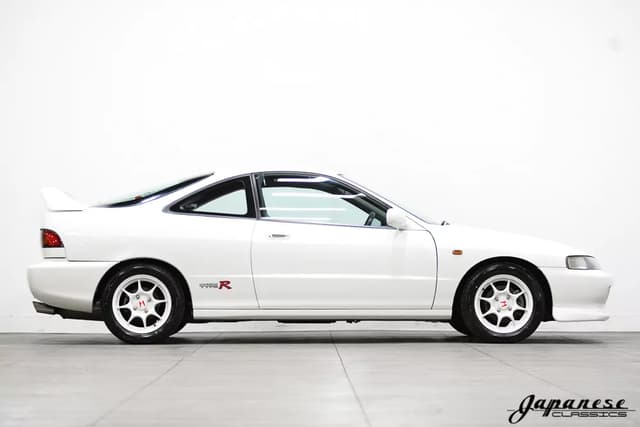 1996 Honda Integra JDM car for sale — photo 5 of 25