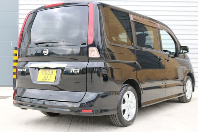 2009 Nissan Serena JDM car for sale — photo 15 of 25