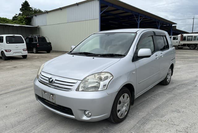2007 Toyota Raum JDM car for sale — photo 7 of 25