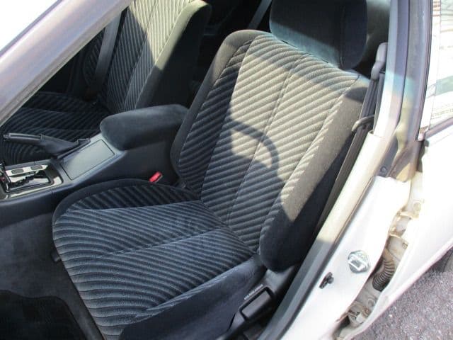 1998 Toyota Chaser JDM car for sale — photo 16 of 23