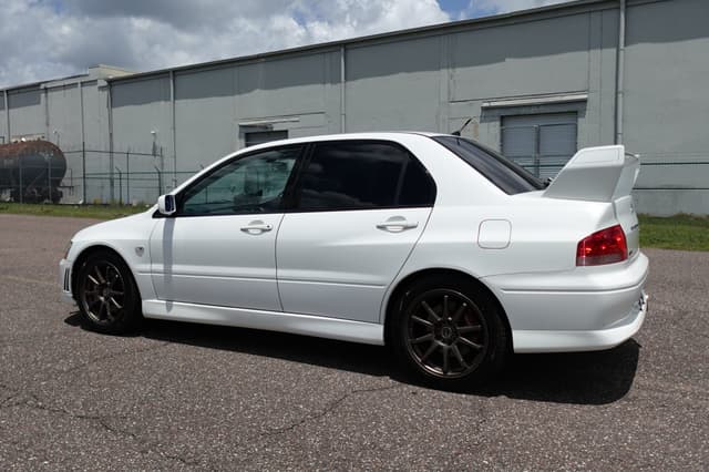 2001 Mitsubishi Lancer Evolution JDM car for sale — photo 11 of 19