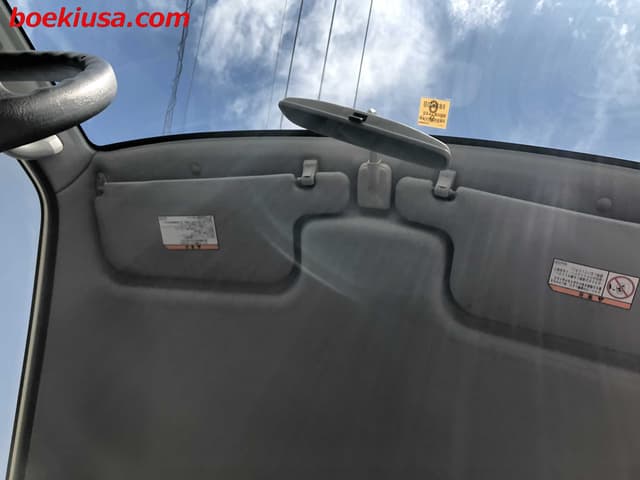 2001 Mitsubishi Pajero JDM car for sale — photo 8 of 19