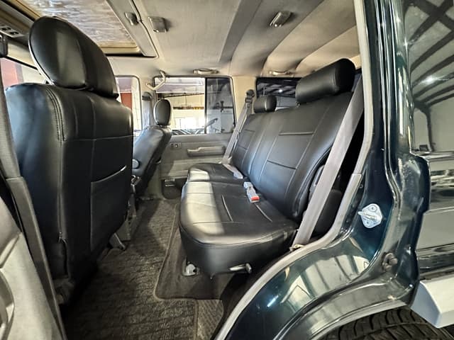 1993 Toyota Land Cruiser Prado JDM car for sale — photo 13 of 22