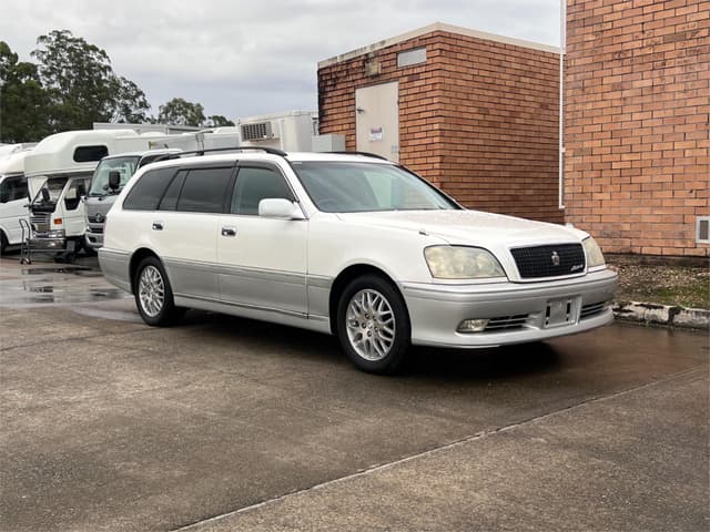 2000 Toyota Crown JDM car for sale — photo 4 of 16