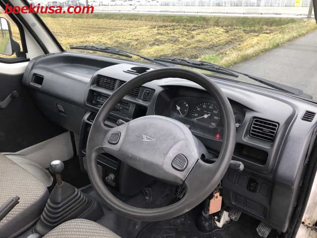 1999 Daihatsu Hijet JDM car for sale — photo 13 of 21