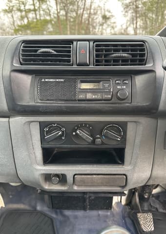 2000 Mitsubishi Minicab JDM car for sale — photo 20 of 25