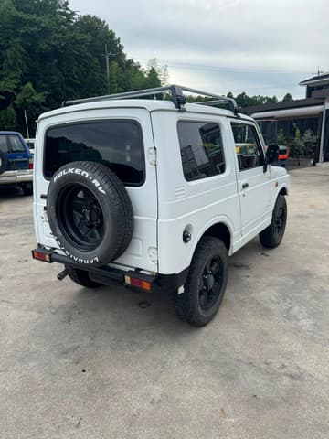 1997 Suzuki Jimny JDM car for sale — photo 7 of 14