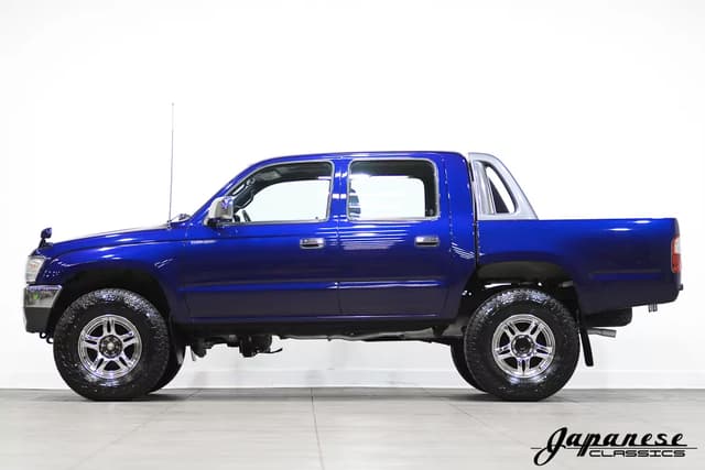 1997 Toyota Hilux JDM car for sale — photo 4 of 25